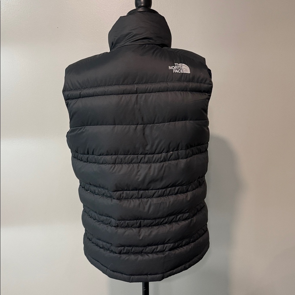 The North Face Puffer Vest- Men’s Small - Picture 4 of 6